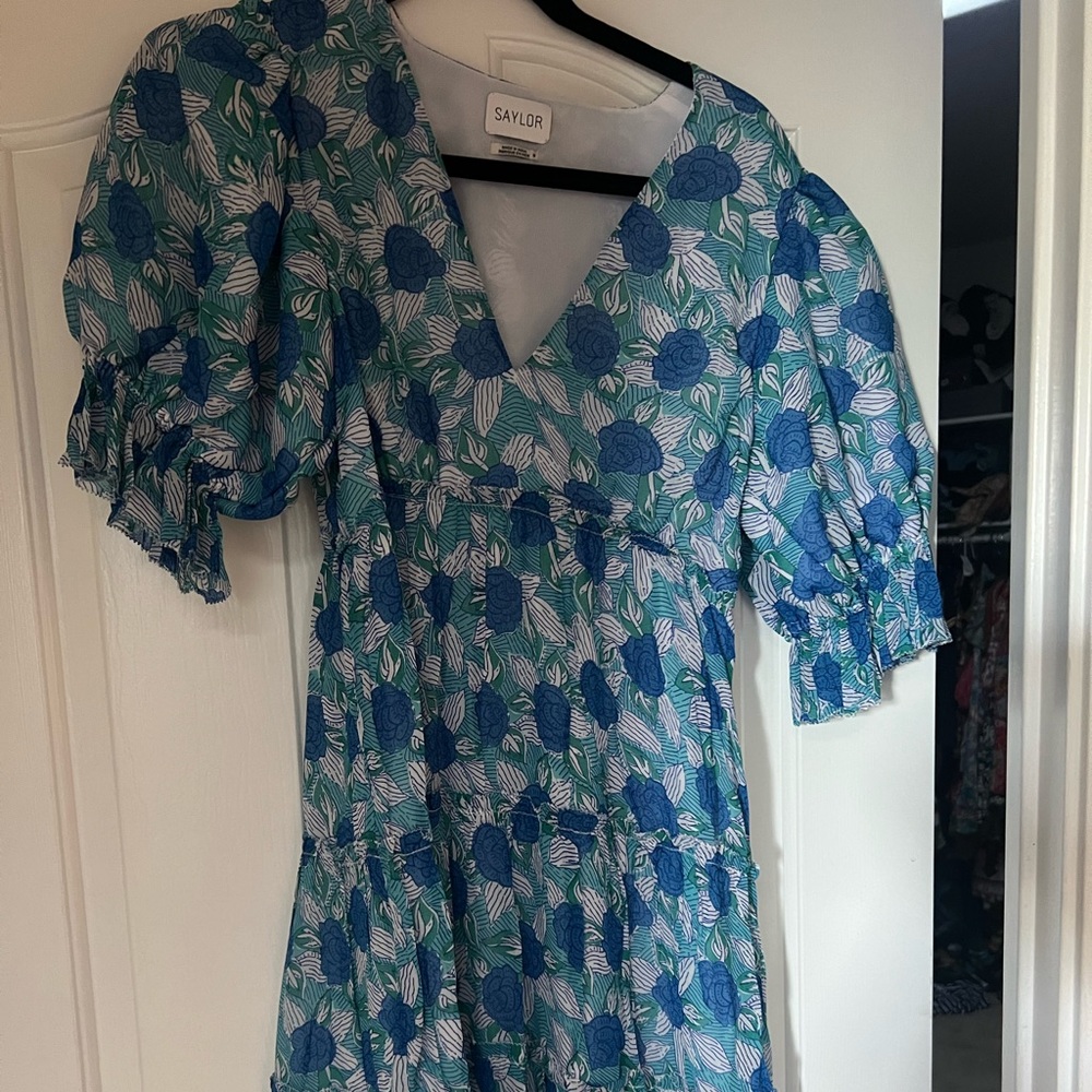 Saylor floral mini